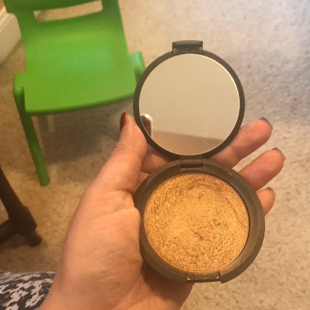 Becca bronzer